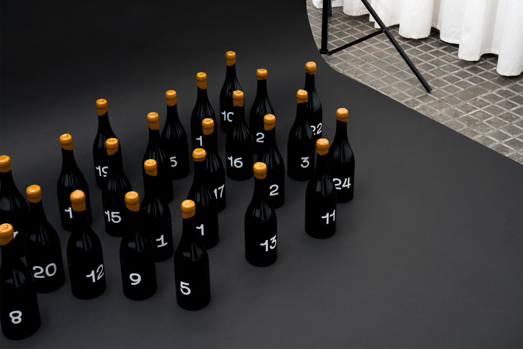 Todas las botellas de vino edición limitada autopromoción Mikel Romero